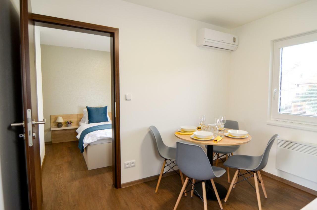 Apartmany Milovice Milovice  Luaran gambar